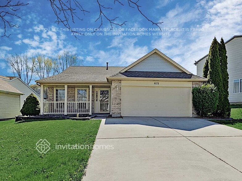 Primary Photo - 671 Dover Dr
