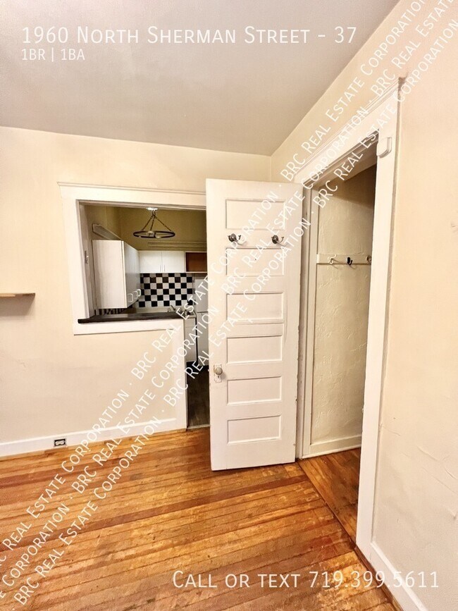 Building Photo - 1960 Sherman St