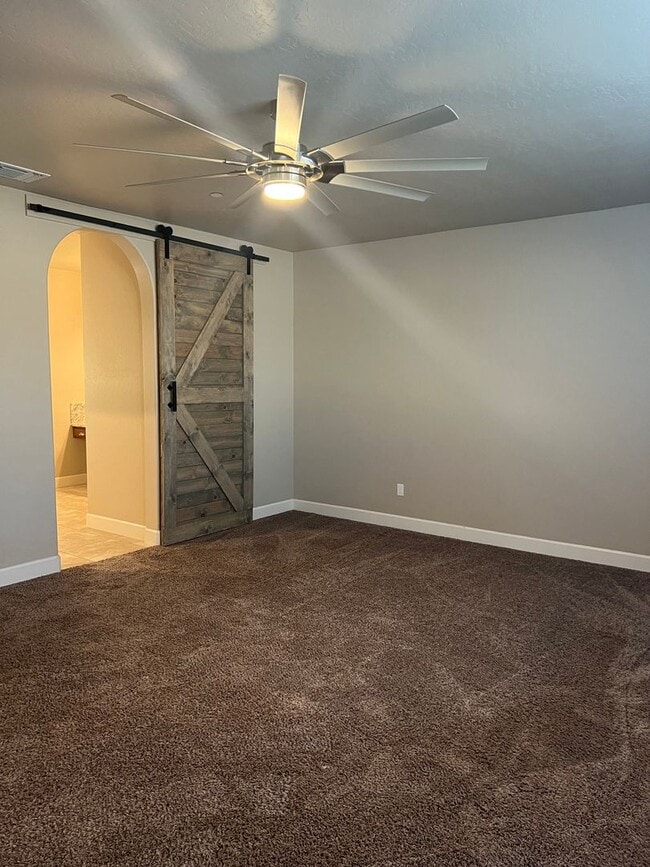 Building Photo - Charming 3 bedroom 2 bathroom with an office, located in Quail Run