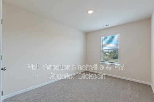 Building Photo - 404 Masters Way