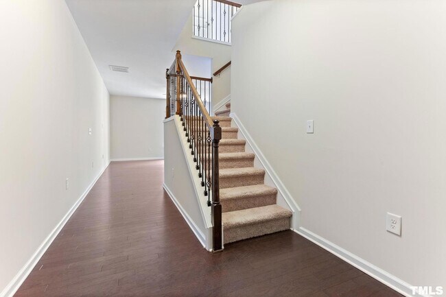Building Photo - 224 Lynchwick Ln