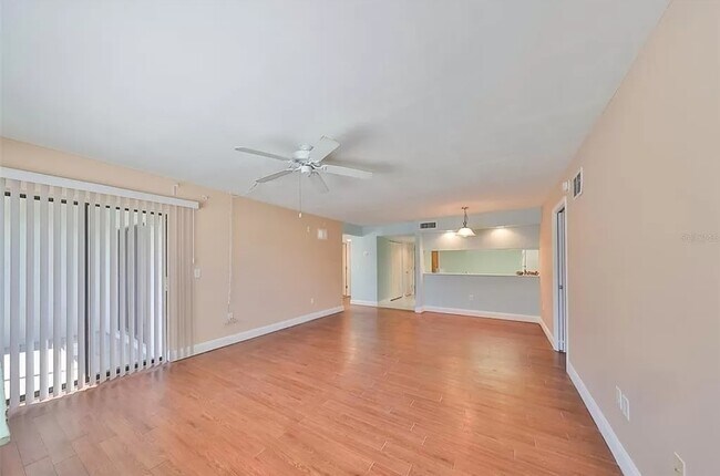 Building Photo - 2595 Countryside Blvd