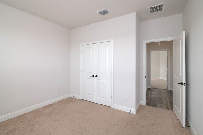 Building Photo - Beautiful 4 Bedroom, 3 Car Garage, Single Story Home in Celina!
