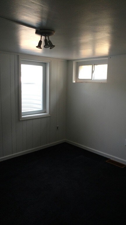 Building Photo - 2317 S Downing St