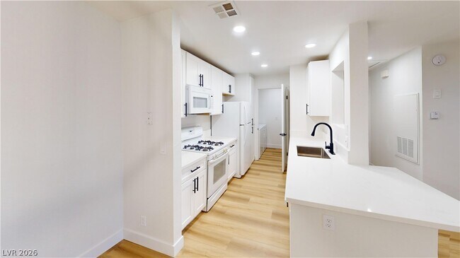 Building Photo - 2200 S Fort Apache Rd