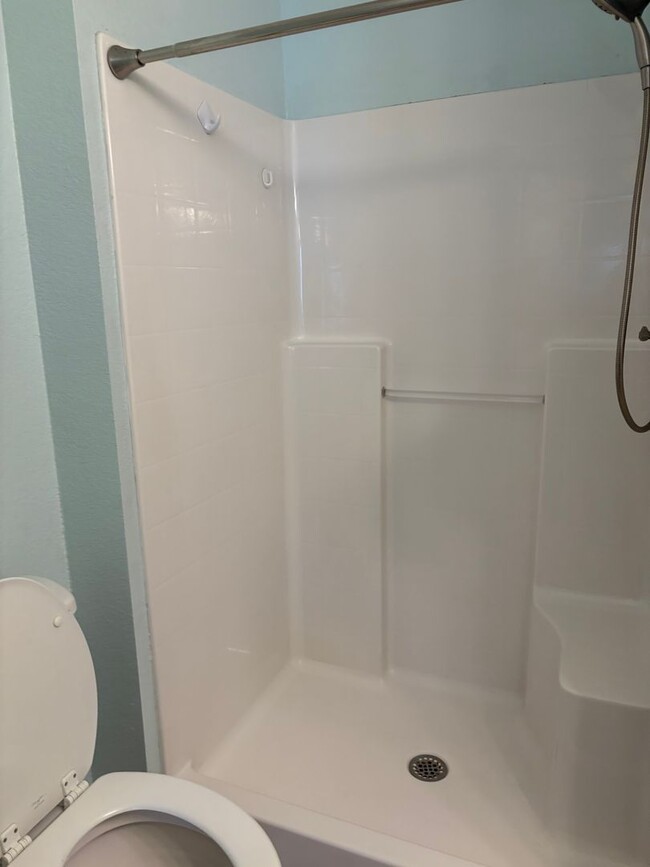 Building Photo - 3 Bedroom 3 Bath Home in Kill Devil Hills ...