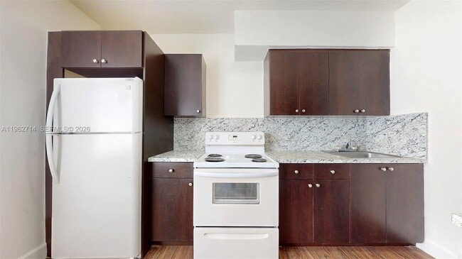 Building Photo - 74 W 15th St