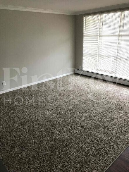 Building Photo - 2032 Bethesda Blvd