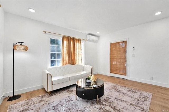 Building Photo - 1002 Hope St