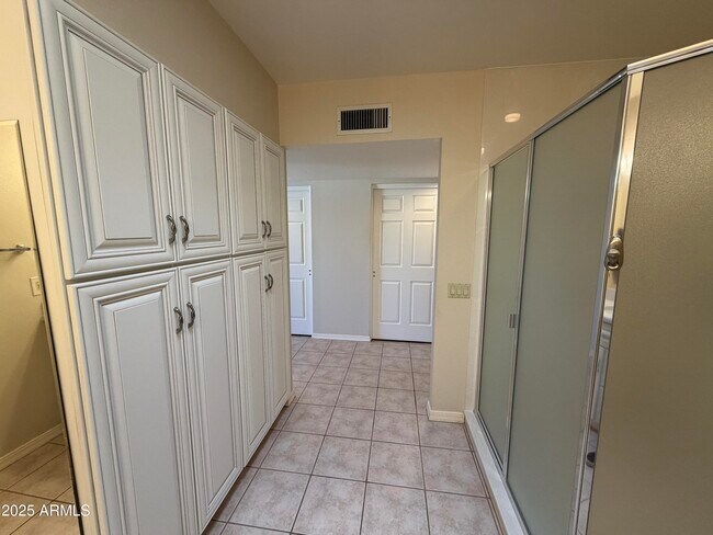 Building Photo - 26629 S Sageberry Dr