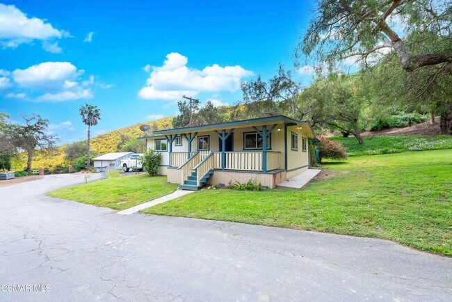 Primary Photo - 641 W La Loma Ave