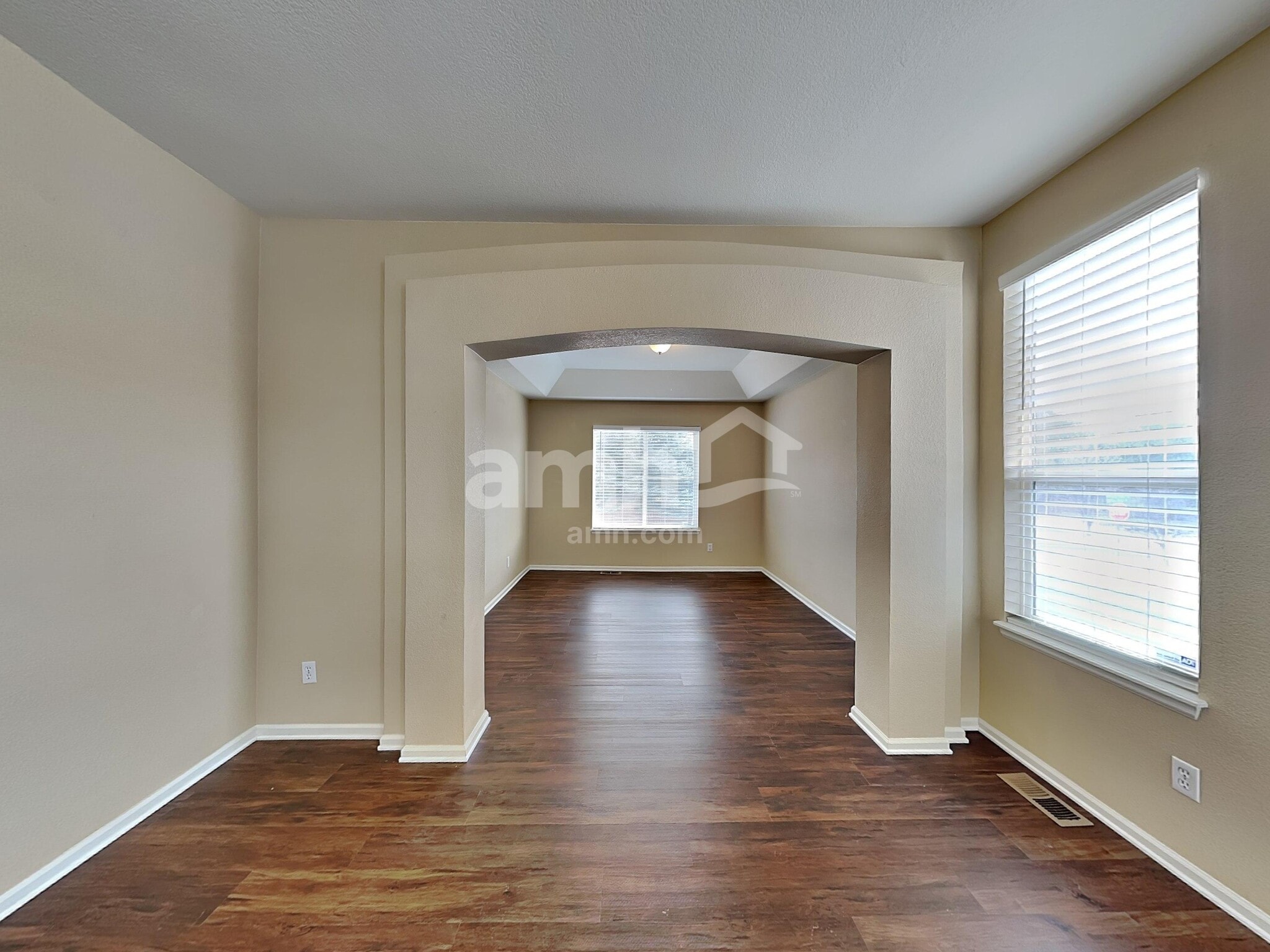 Building Photo - 10550 Mount Columbia Pl