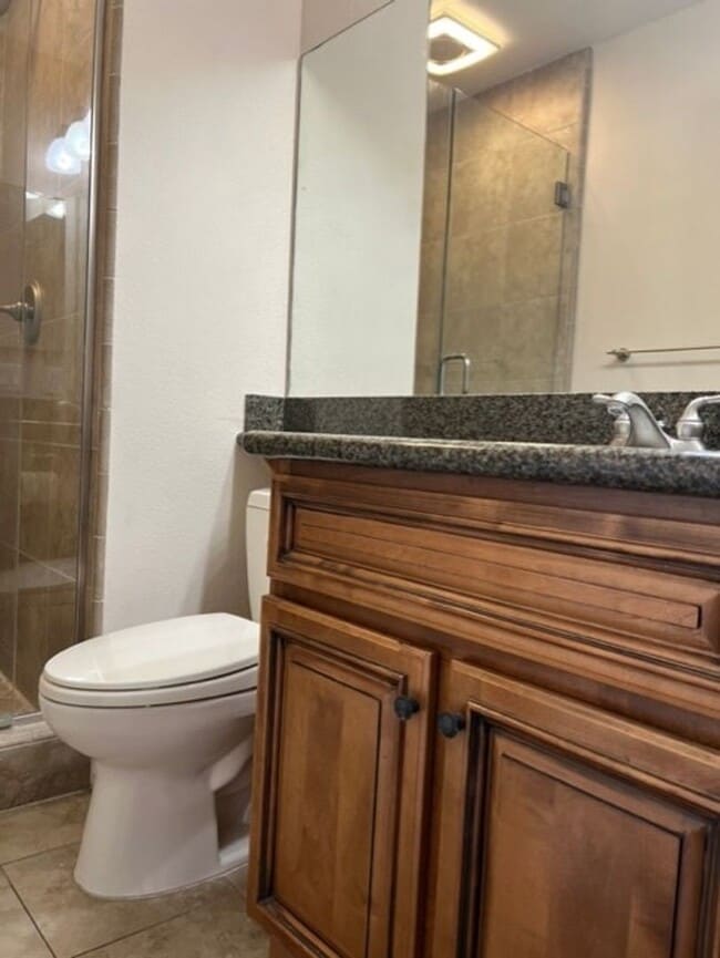 Building Photo - Private, Gated and the Heart of Costa Mesa!