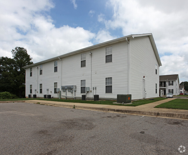 Building Photo - Southwood Apartments