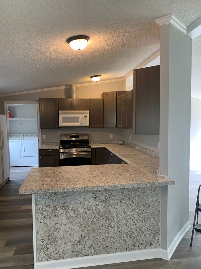 Building Photo - Enjoy Your NEW NEW NEW Home in Vanceboro