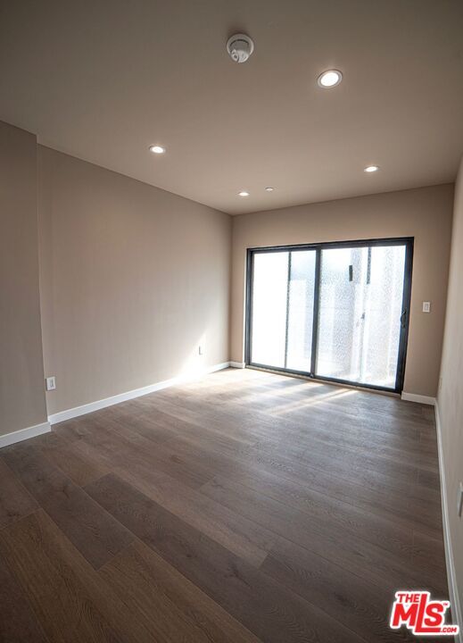 Building Photo - 9900 Laurel Canyon Blvd