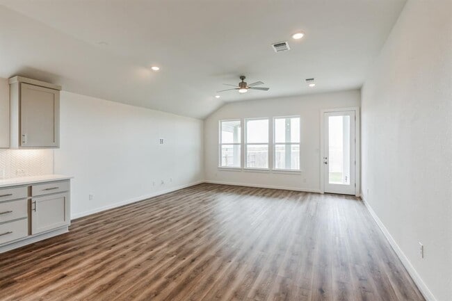 Building Photo - 4314 Bancroft Ln