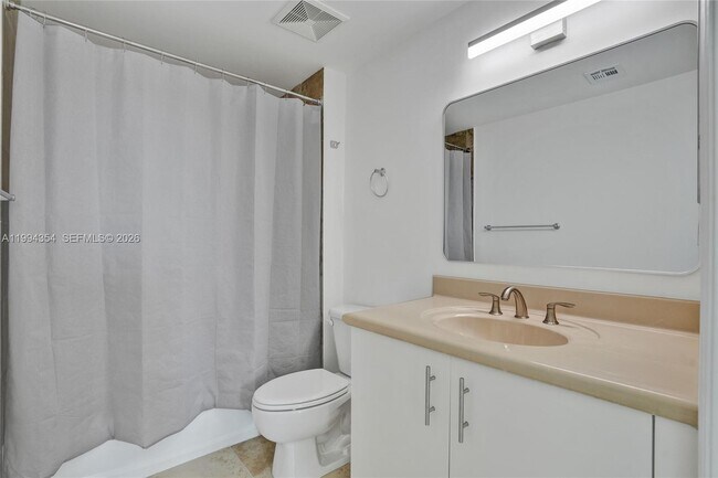 Building Photo - 7900 Harbor Island Dr