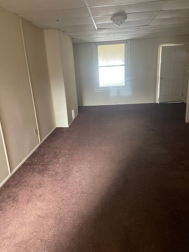 Building Photo - Large and affordable- Ready for your enjoyment
