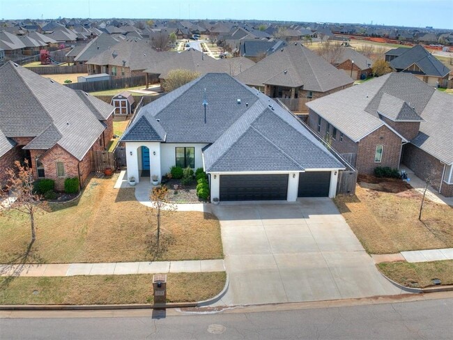 Building Photo - 3112 NW 184th Terrace