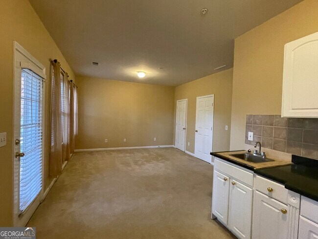 Building Photo - 1773 Highlands View Dr
