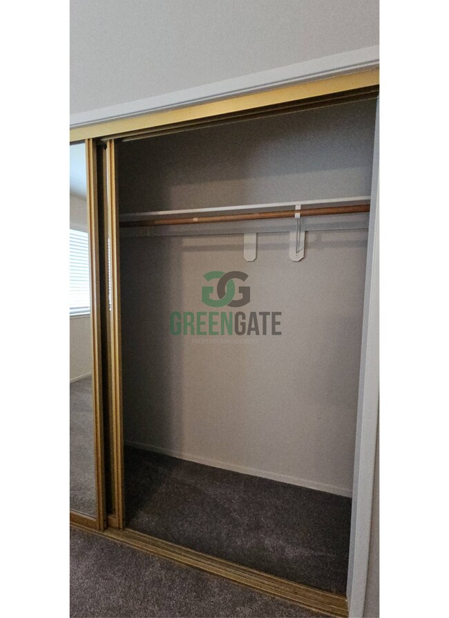 Building Photo - Now Available! Spacious 3 Bedroom, 2 Bathroom Home.