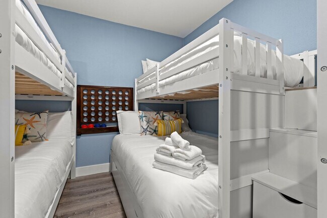 Building Photo - 9414 Laura Anne Dr