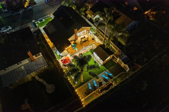 Building Photo - 13075 Old West Ave