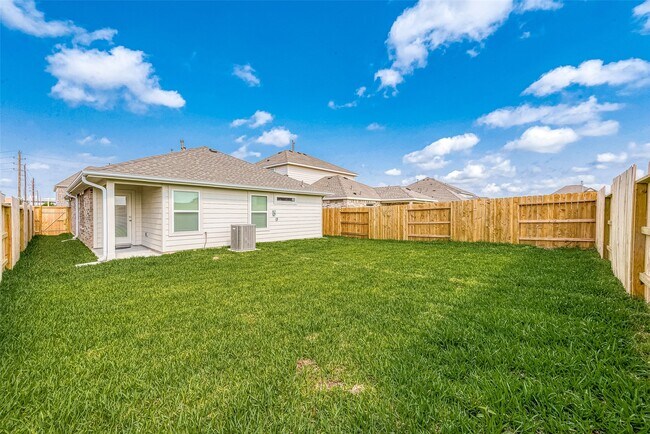 Building Photo - 7538 Coral Ter Dr