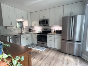 Building Photo - 2679 Broad Oaks Pl