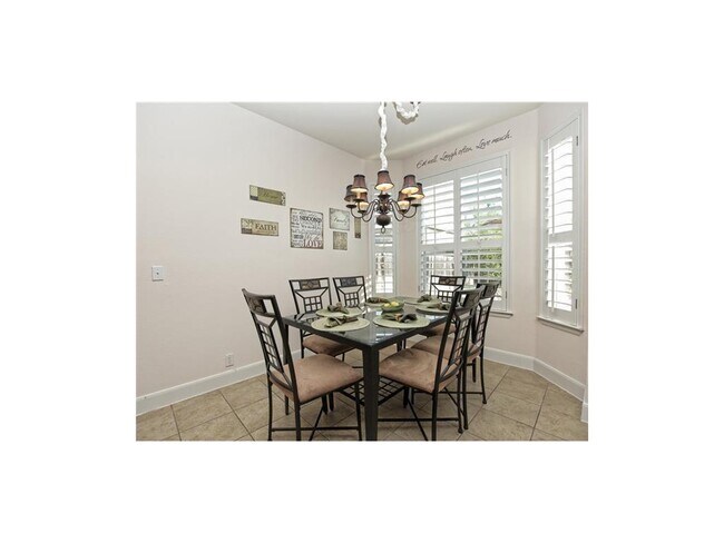 Building Photo - 2660 Salorn Way