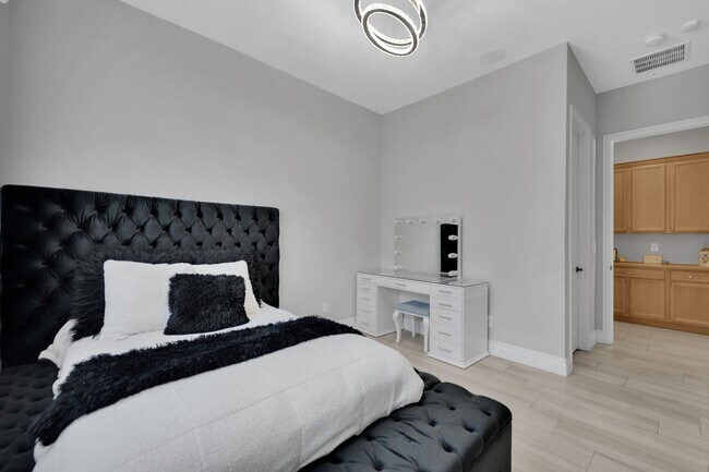 Building Photo - 53 Cantabria Coast St