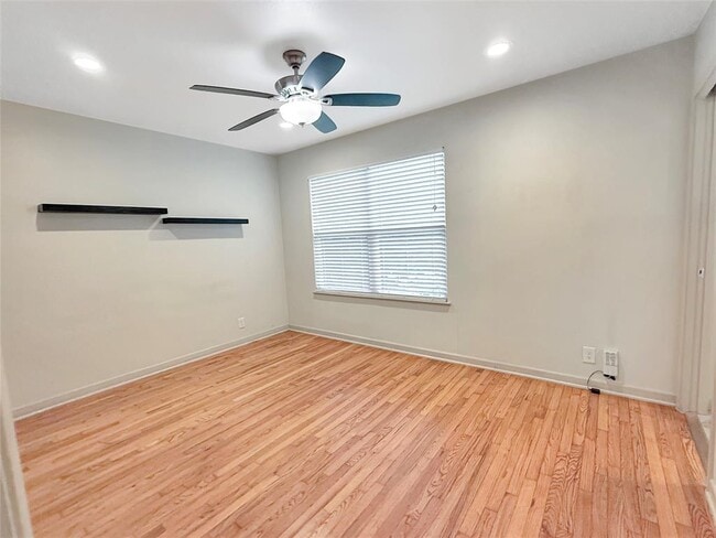 Building Photo - 2509 Givens Ave