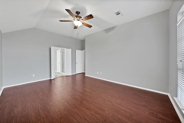 Building Photo - 745 Woodridge Dr