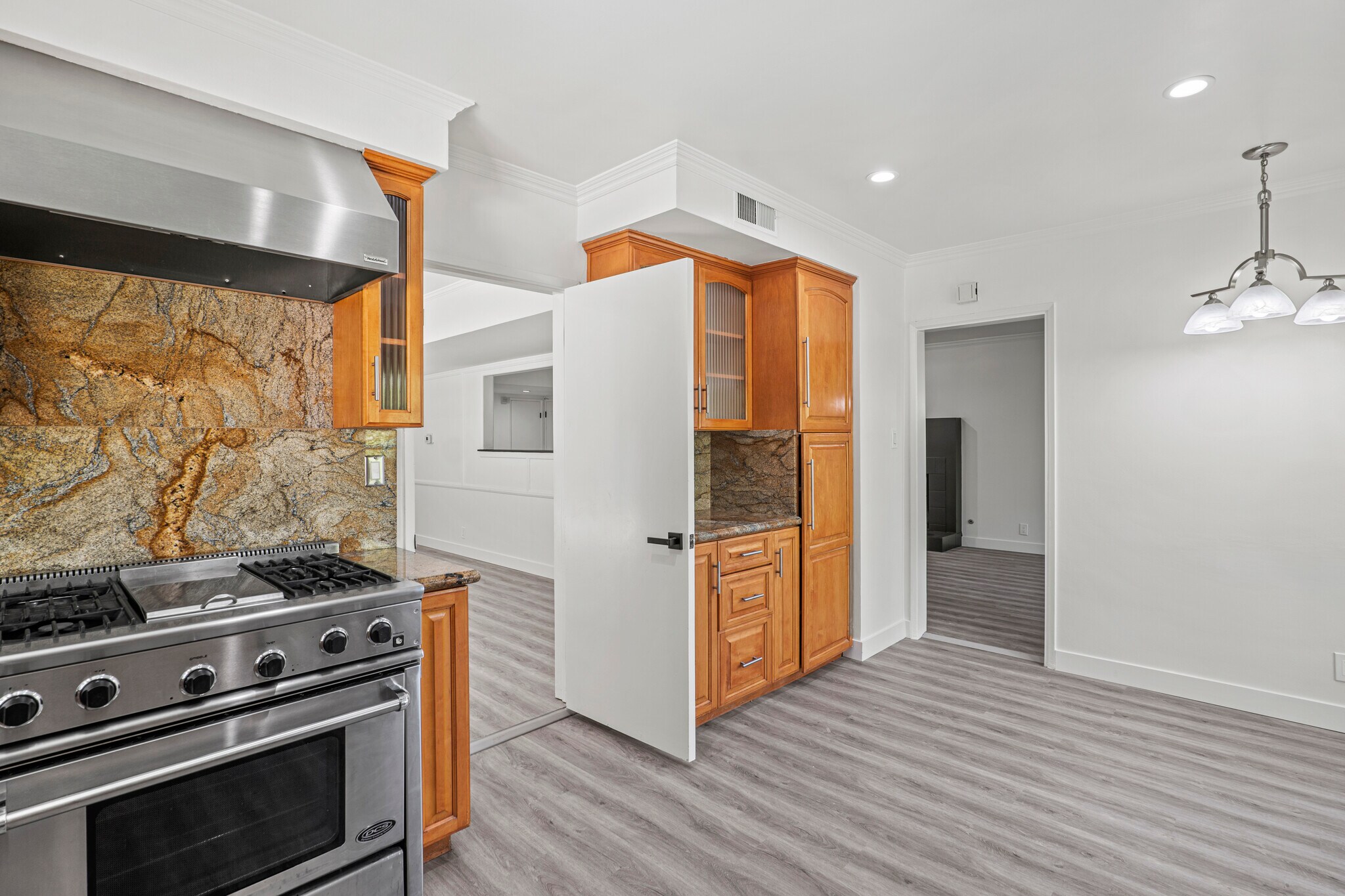 Building Photo - 3454 Green Vista Dr