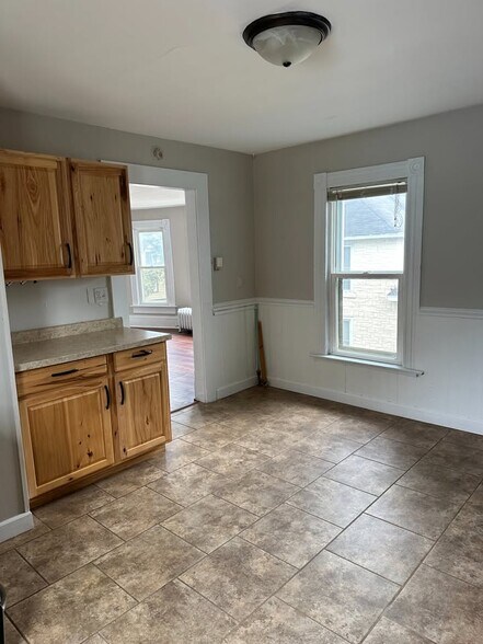 Building Photo - 1521 George St