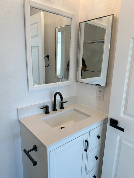 Building Photo - 19350 Sherman Way