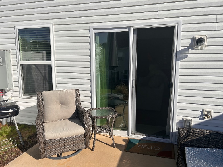 Building Photo - 4095 Claret Cup Dr