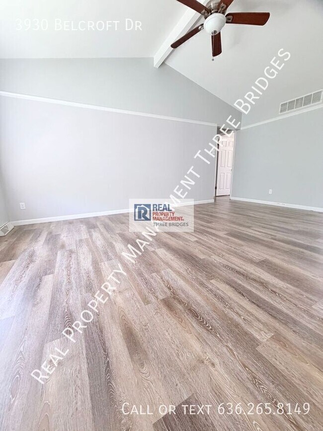 Building Photo - 3930 Belcroft Dr