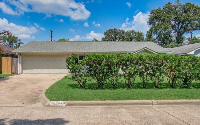 Building Photo - 9410 Highmeadow Dr