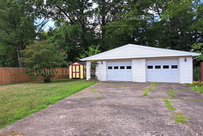 Building Photo - 7610 Norwich Blvd