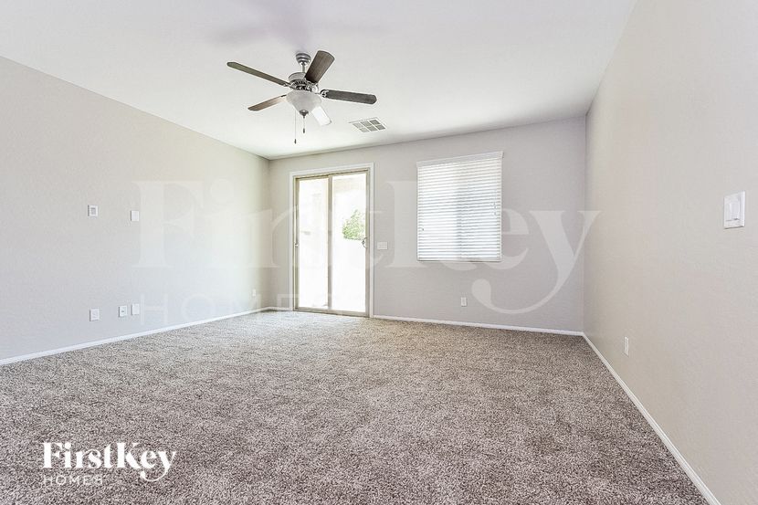 Building Photo - 7504 Abby View St