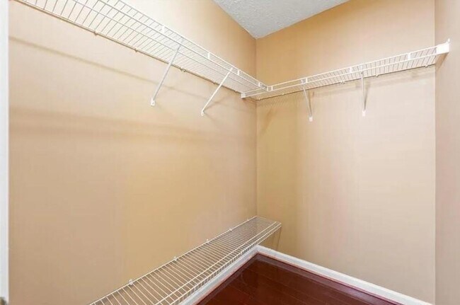 Building Photo - 5125 Sky Ridge Way