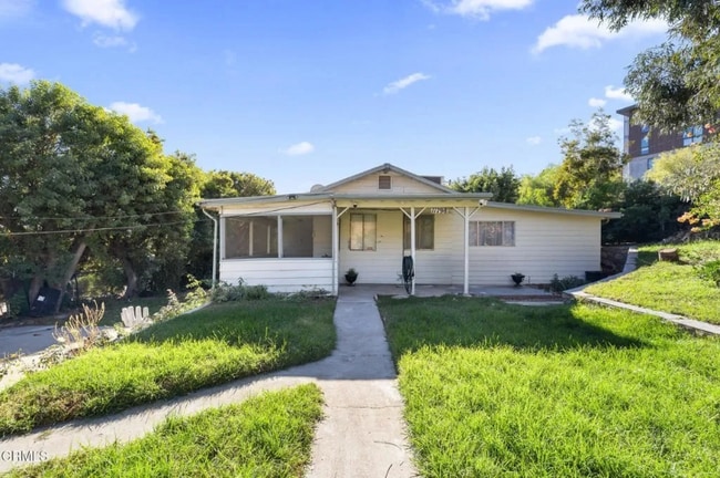 Primary Photo - 11798 Kagel Canyon St