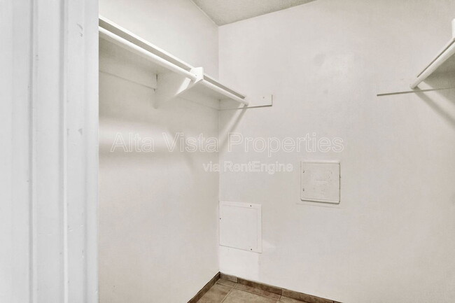 Building Photo - 7841 Camino Tranquilo