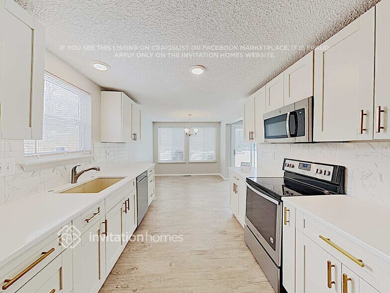 Building Photo - 22320 E Princeton Dr