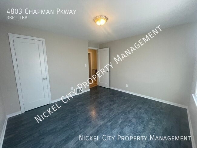 Building Photo - 4803 Chapman Pkwy
