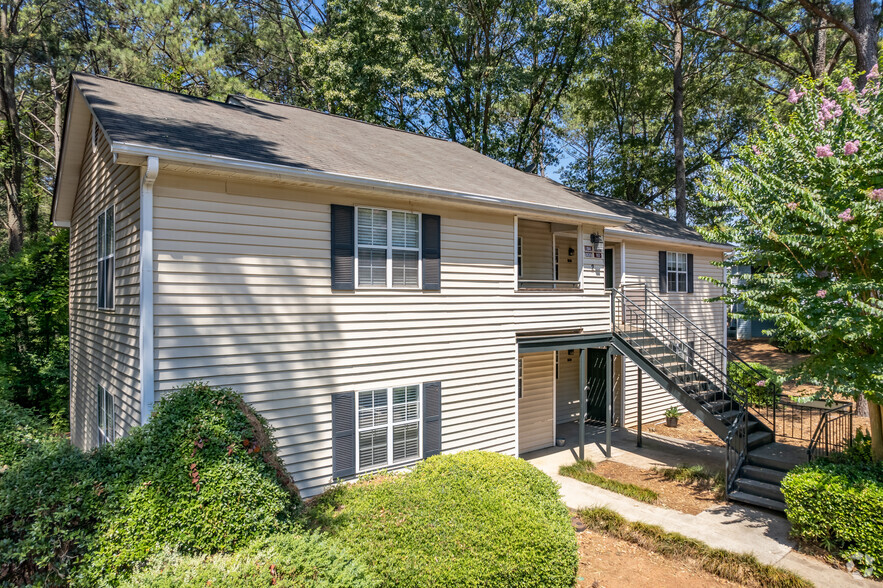 Building Photo - Meadowlark Apartments