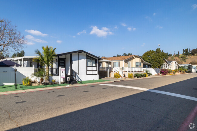 Building Photo - Green River Village
