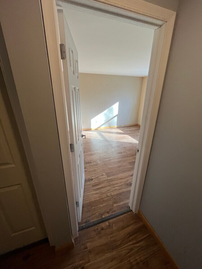 Building Photo - 7133 Susquehanna Dr